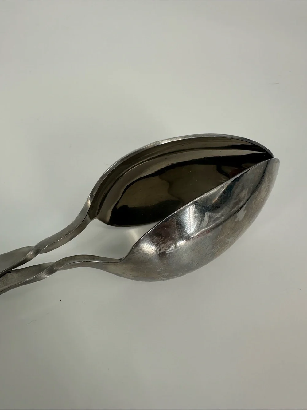 Oneida Royal Provincial Salad Pasta Tongs Server Stainless Steel 10 Inches